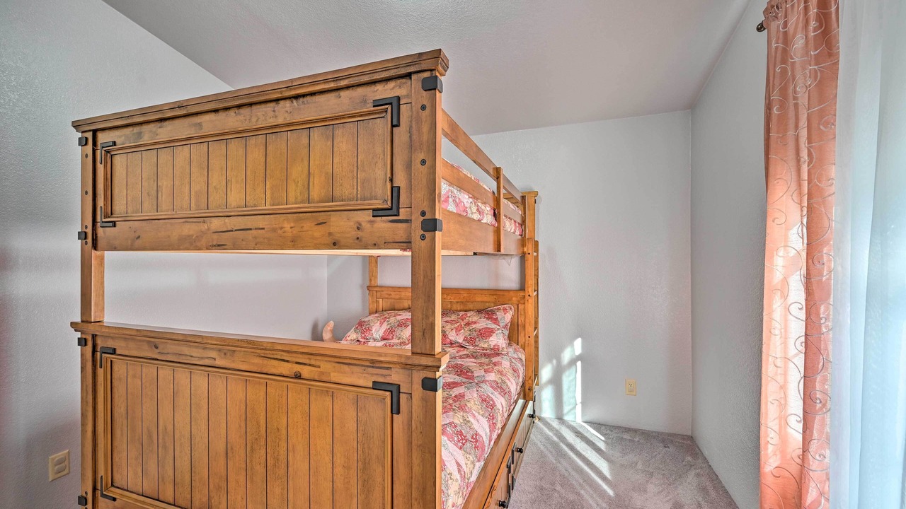 Photo of Bedroom in Foothills