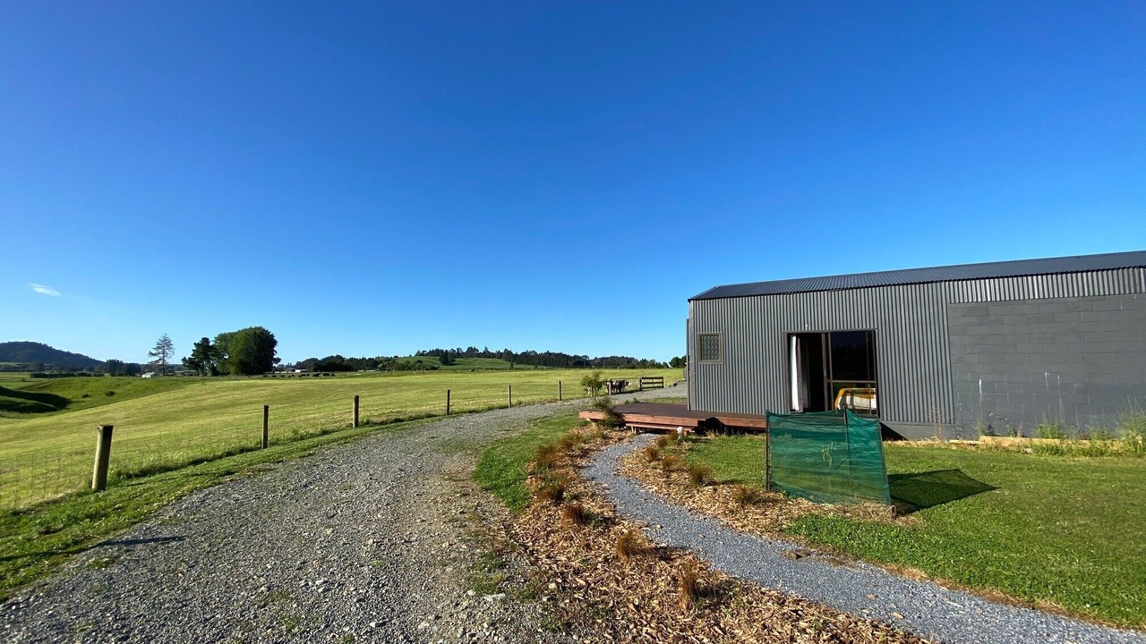 Photo of Outdoor in Motupipi