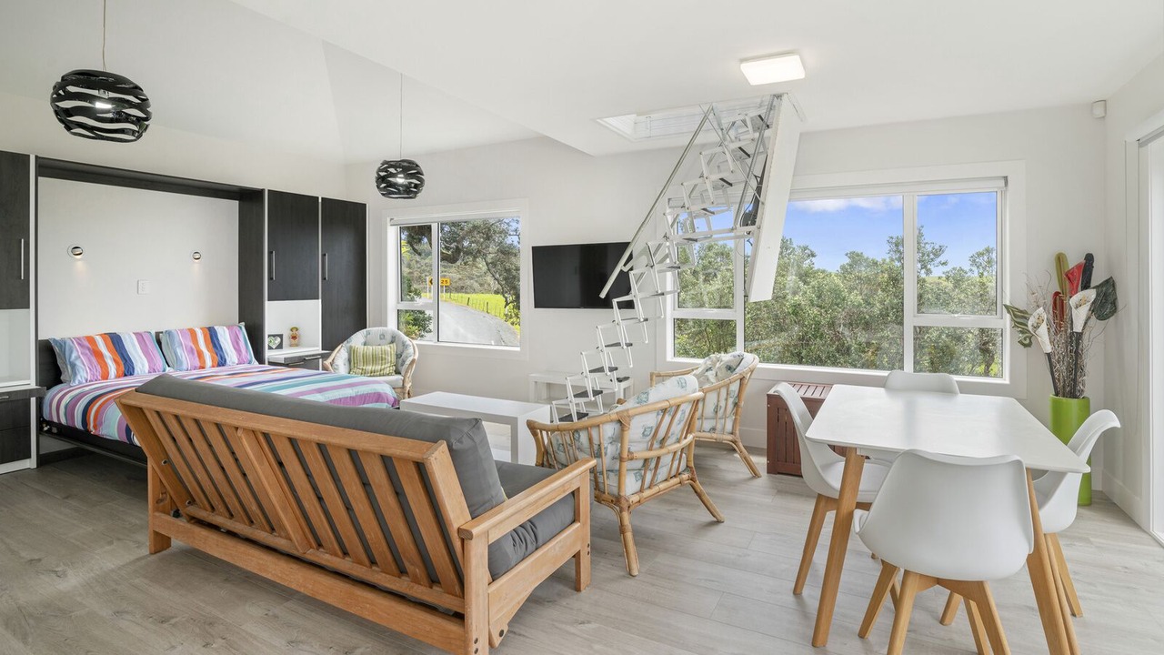 Photo of Bedroom in Mahurangi East