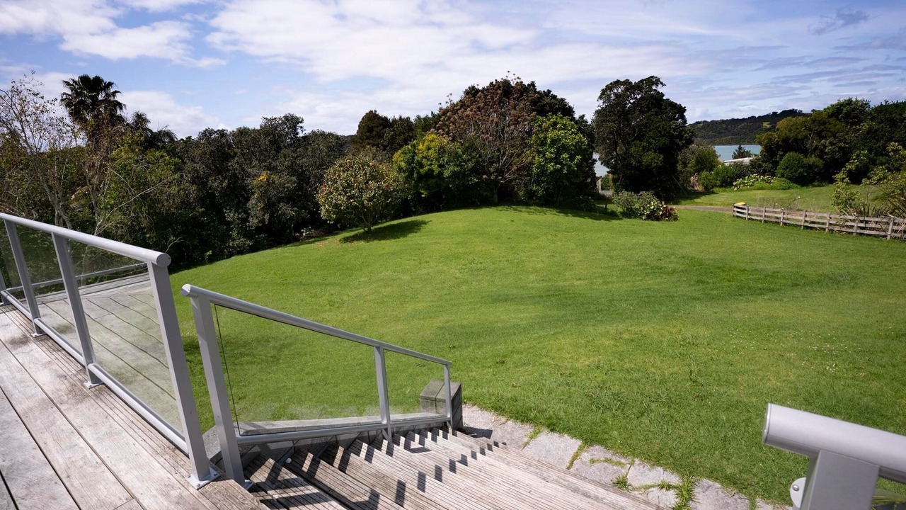 Photo of Others in Mahurangi