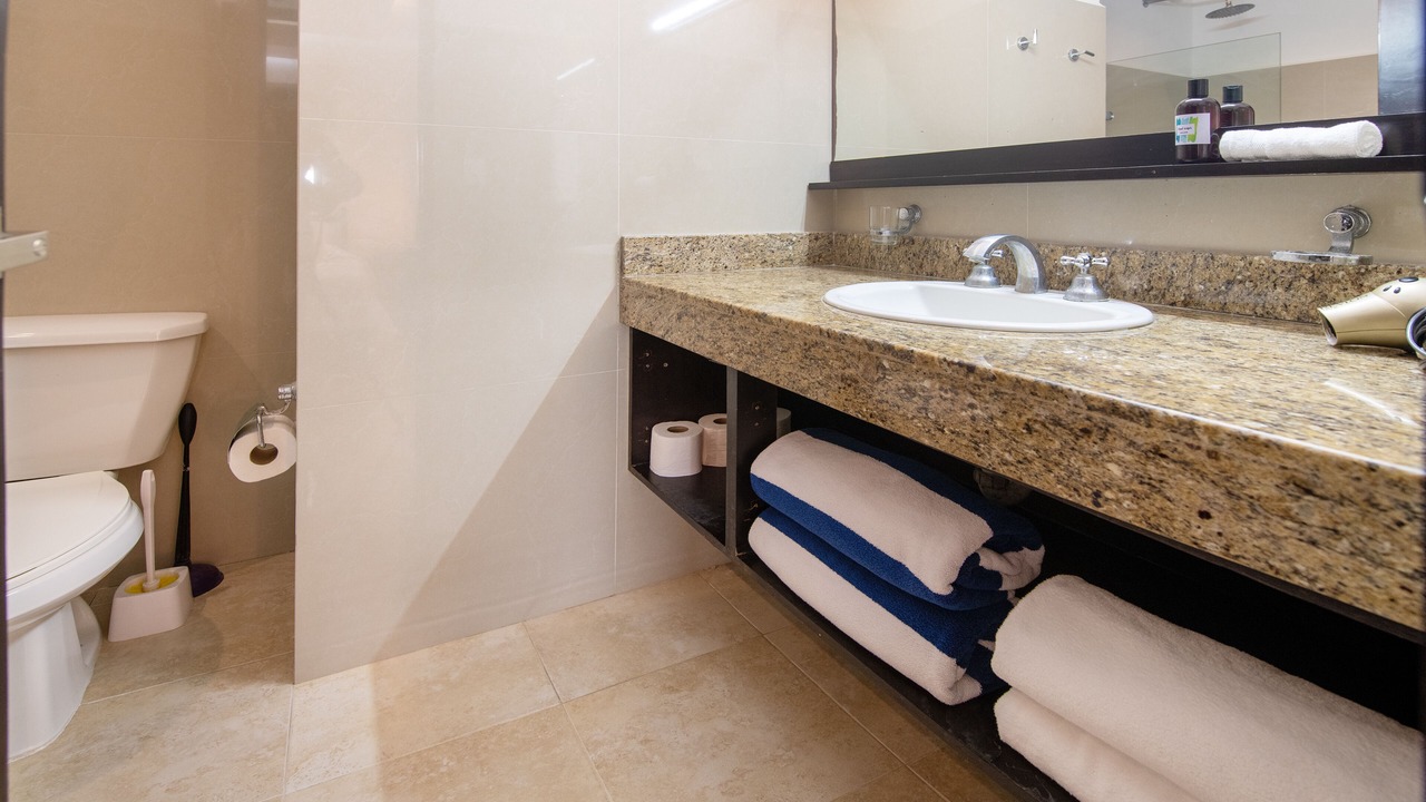 Photo of Bathroom in Zona Hotelera