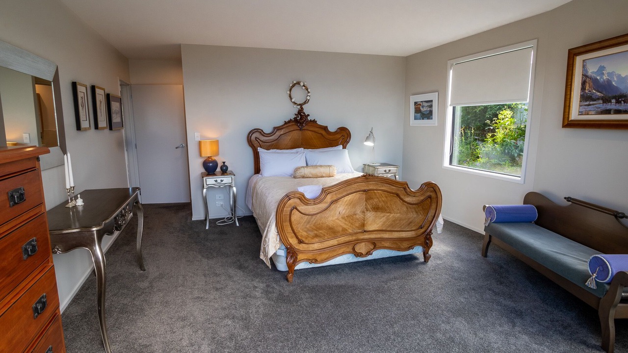 Photo of Bedroom in Ngaio Bay