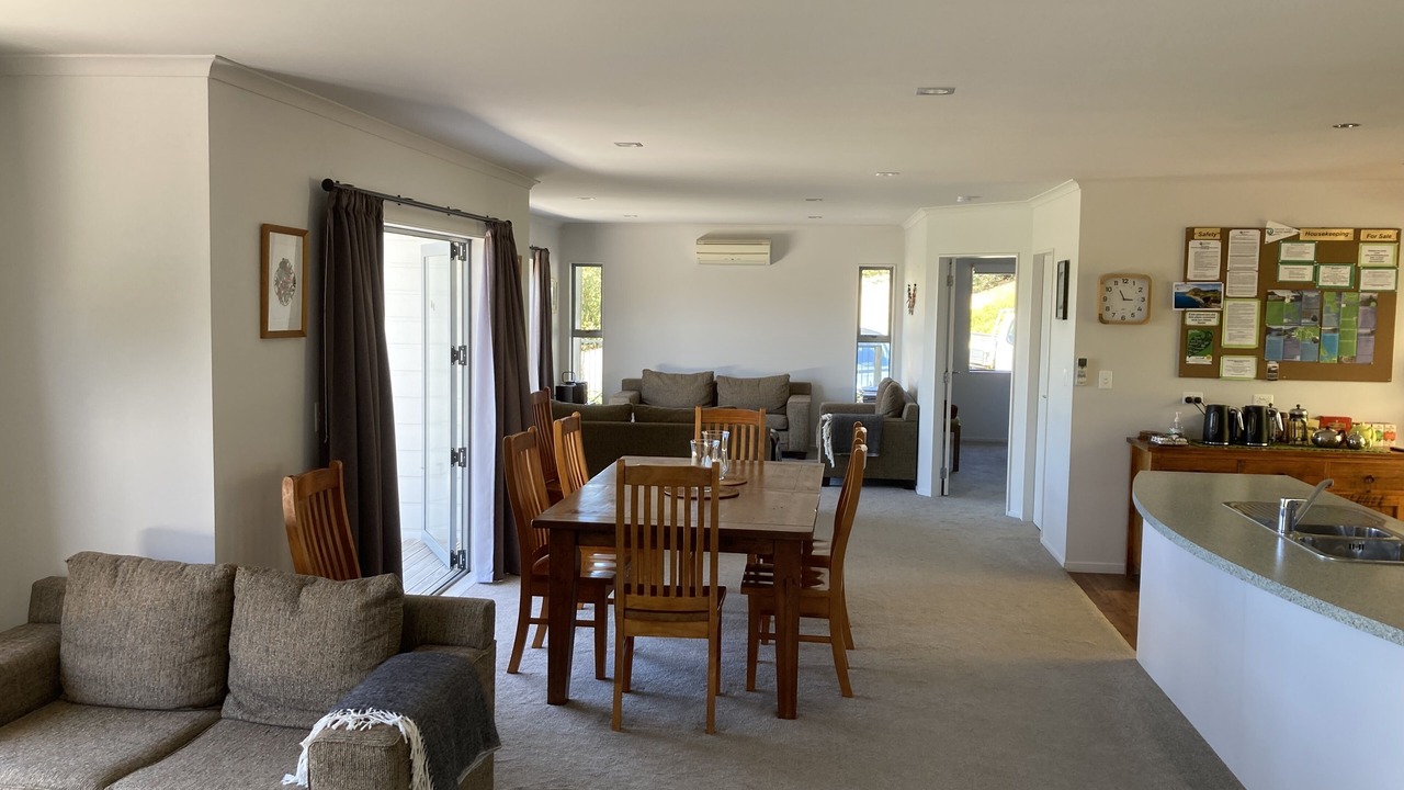 Photo of Livingroom in Whangarei Heads