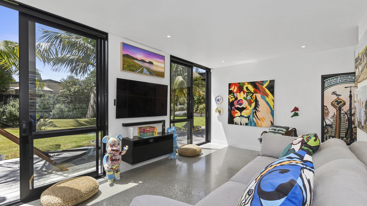 Photo of Livingroom in Matapouri