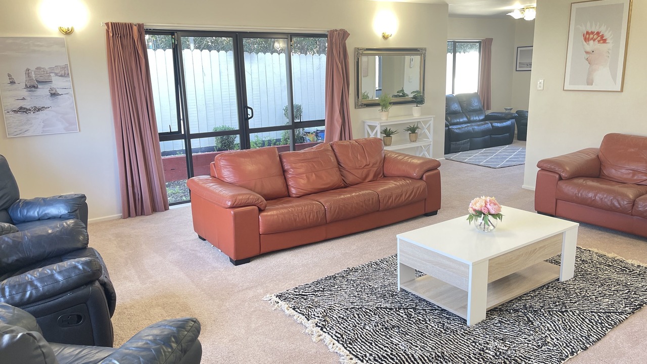 Photo of Livingroom in Greenlane - Ellerslie