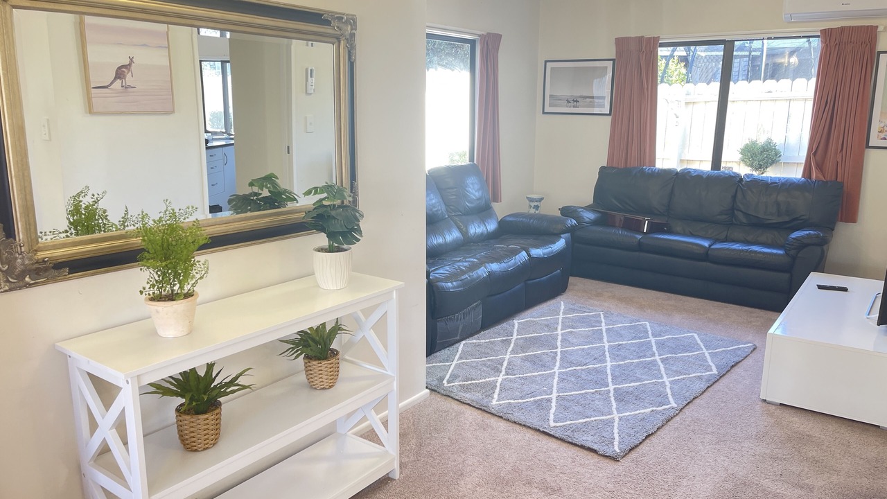 Photo of Livingroom in Greenlane - Ellerslie