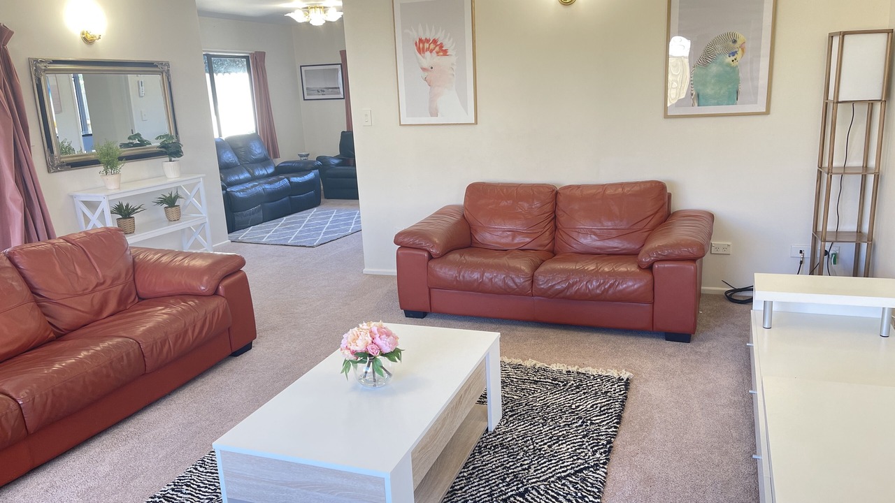 Photo of Livingroom in Greenlane - Ellerslie