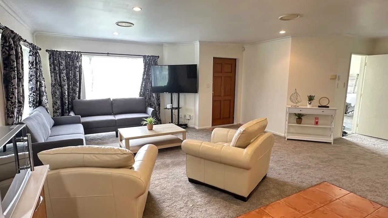 Photo of Livingroom in Clover Park