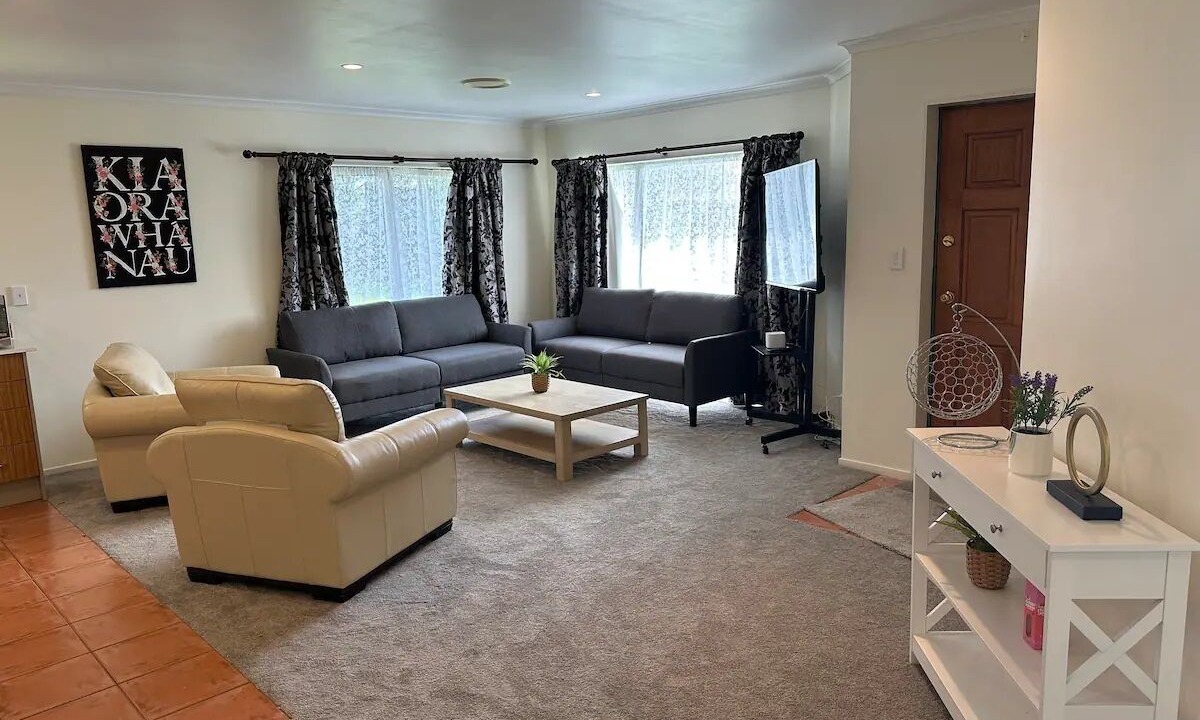 Photo of Livingroom in Clover Park