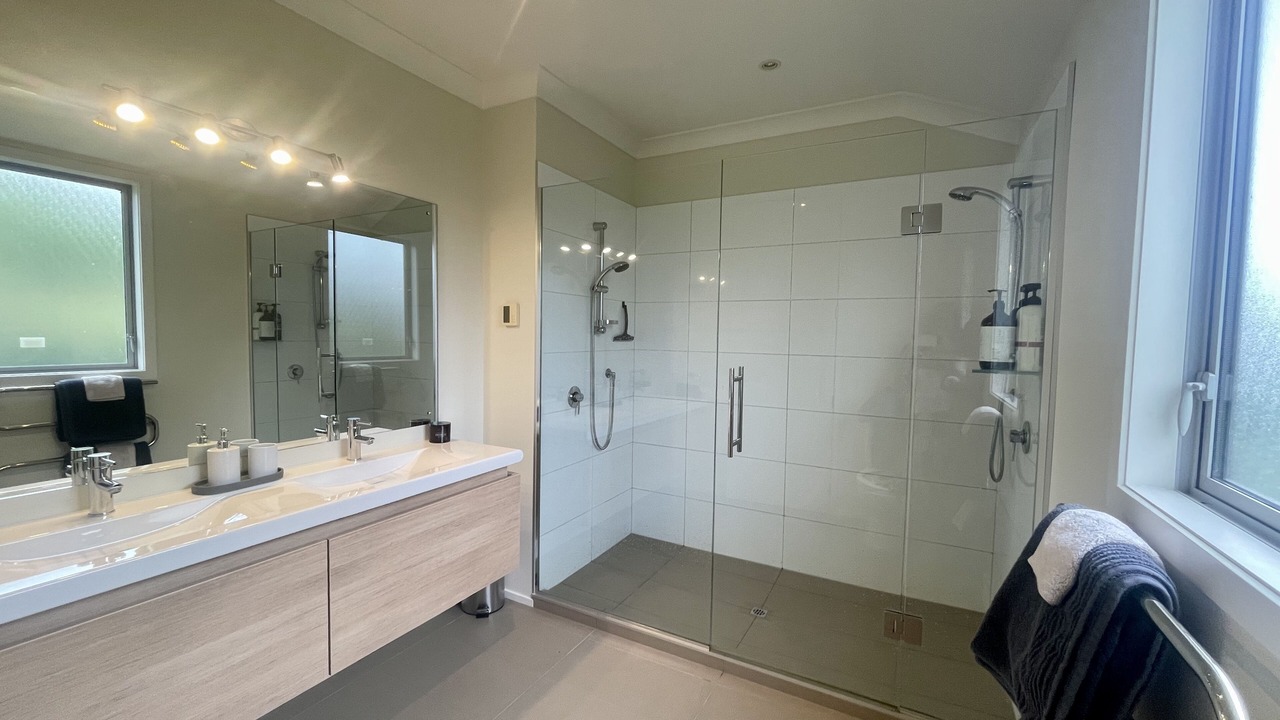 Photo of Bathroom in Kiwitea