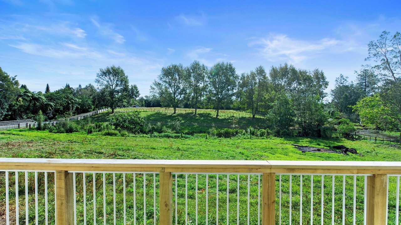 Photo of Outdoor in Lepperton