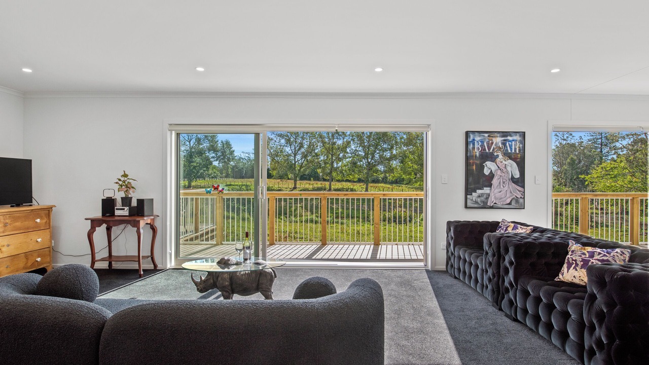 Photo of Livingroom in Lepperton