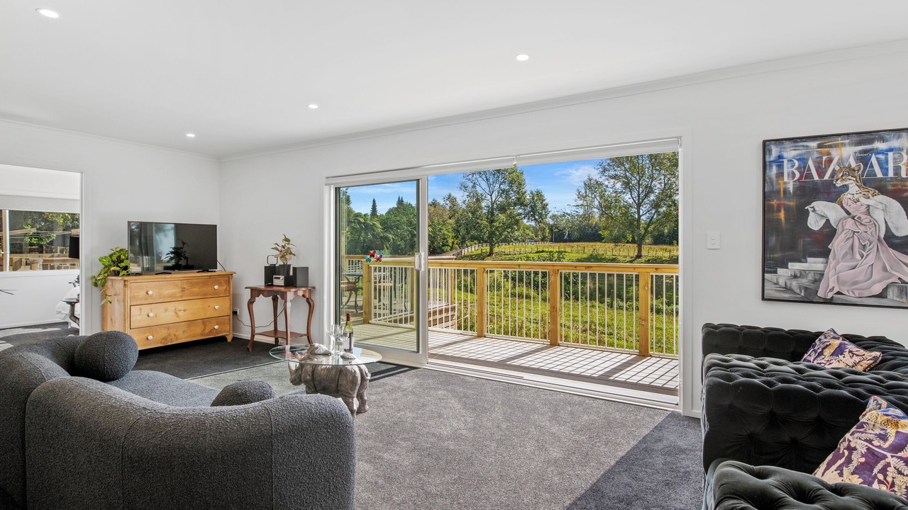 Photo of Livingroom in Lepperton