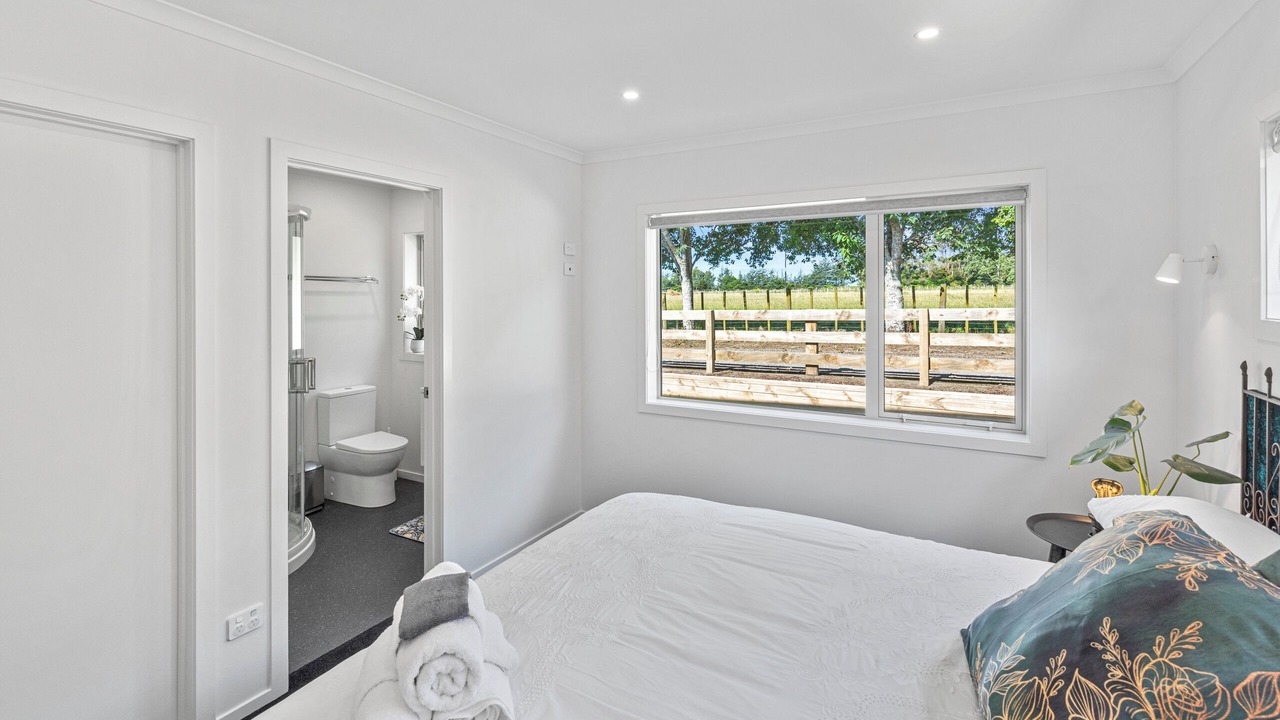 Photo of Bedroom in Lepperton