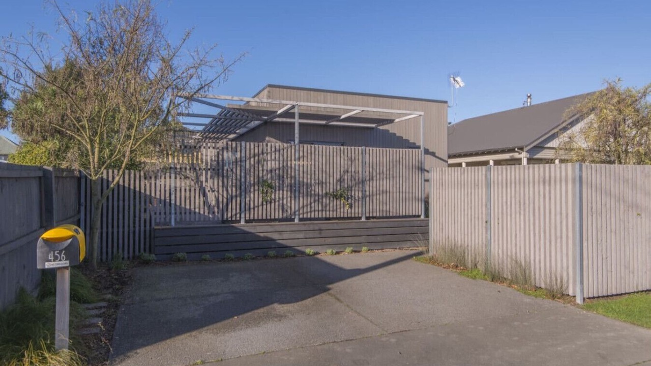 Photo of Outdoor in Edgeware
