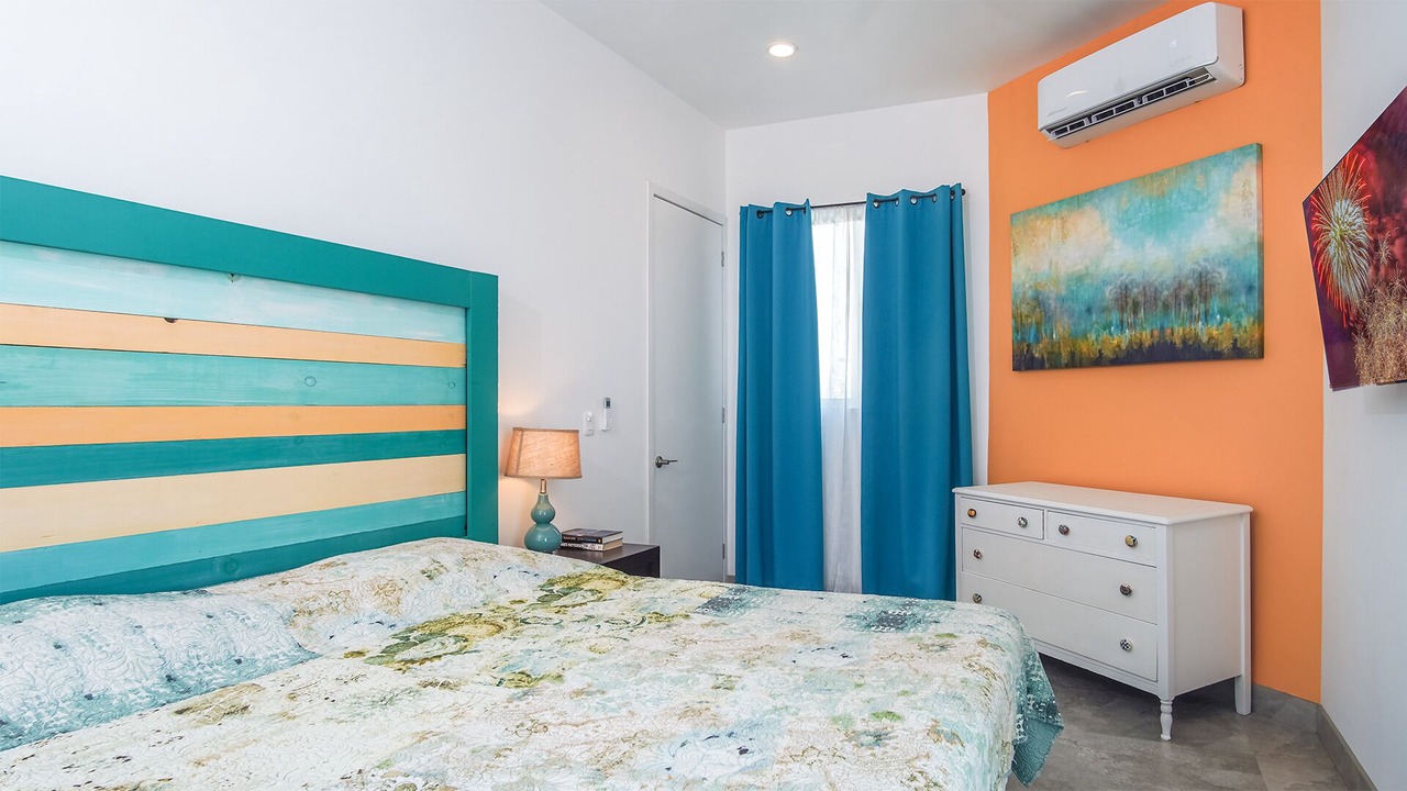 Photo of Bedroom in Laguna Shores