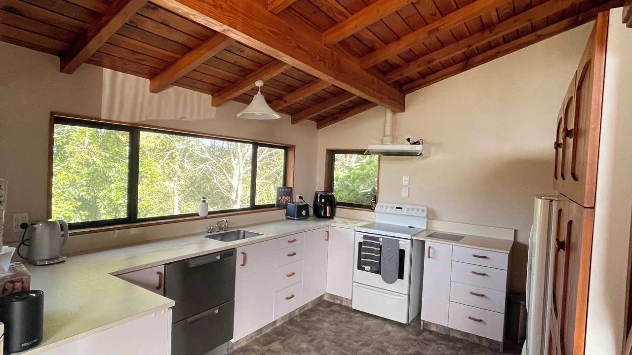 Photo of Kitchen in Waikouaiti