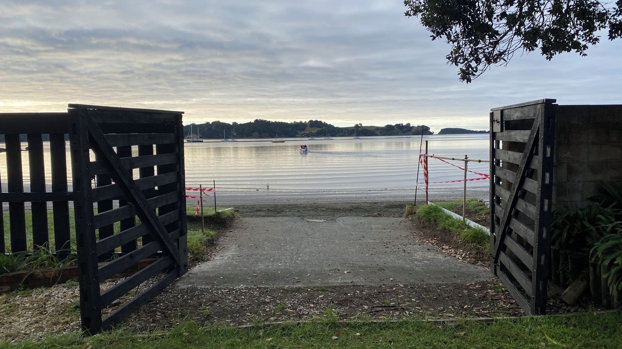 Photo of Others in Mahurangi West