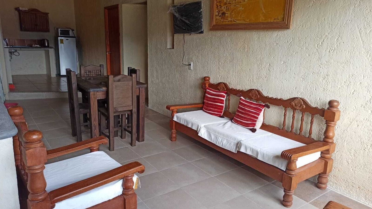 Photo of Livingroom in De La Merced