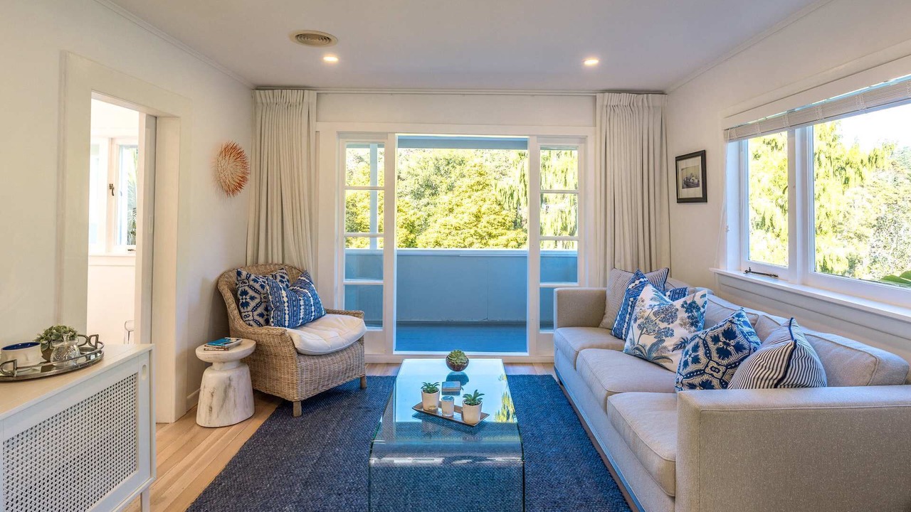 Photo of Livingroom in Palm Beach