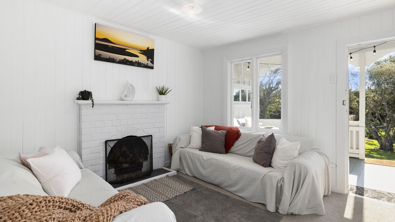 Photo of Livingroom in Karitane