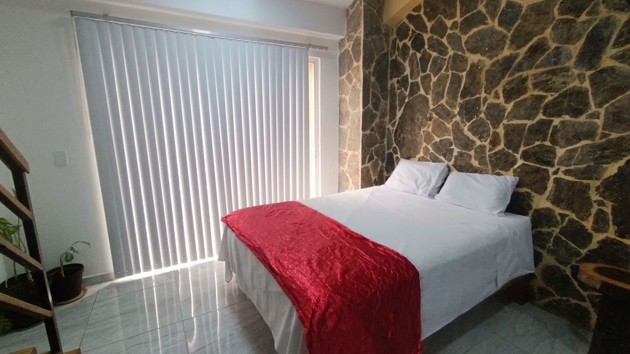 Photo of Bedroom in R