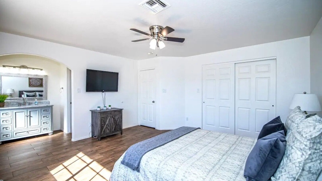 Photo of Bedroom in Yuma East