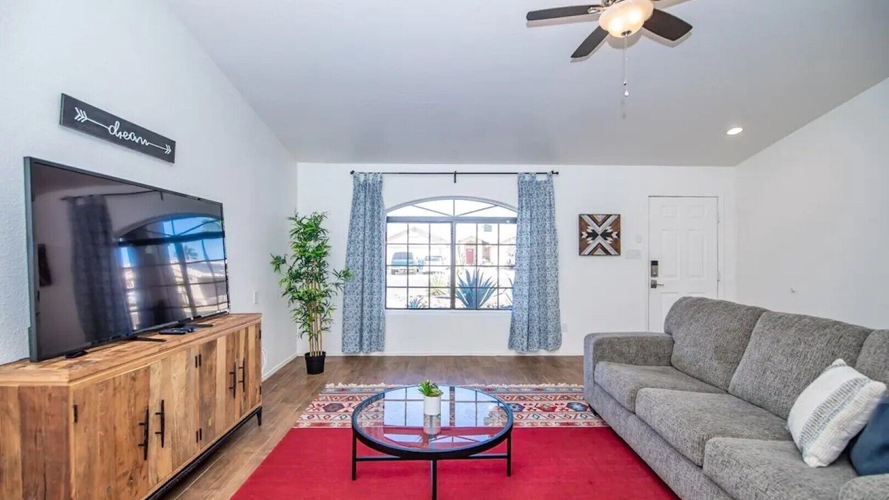 Photo of Livingroom in Yuma East