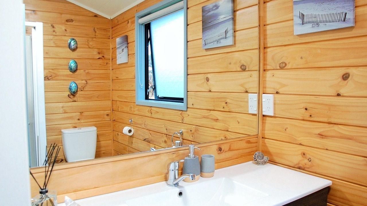 Photo of Bathroom in Opononi