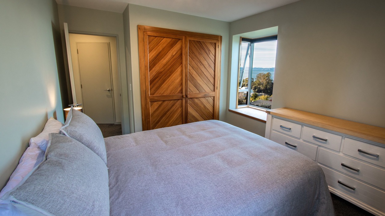 Photo of Bedroom in Ngaio Bay