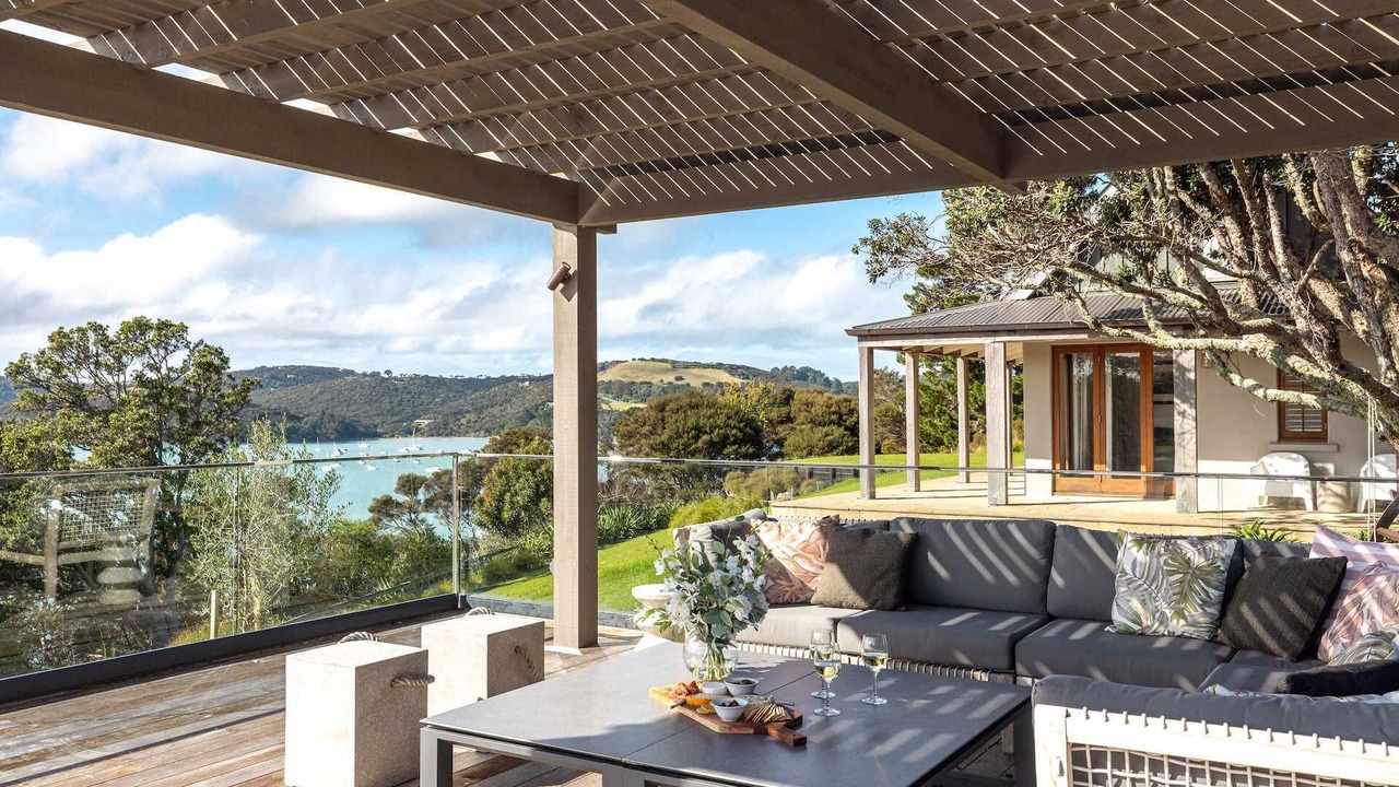 Photo of Patio Balcony in Surfdale