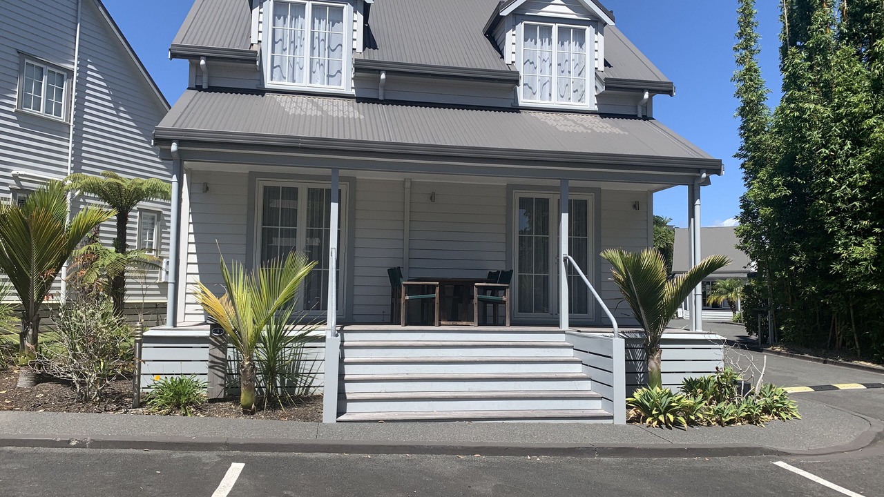 Photo of Outdoor in Russell