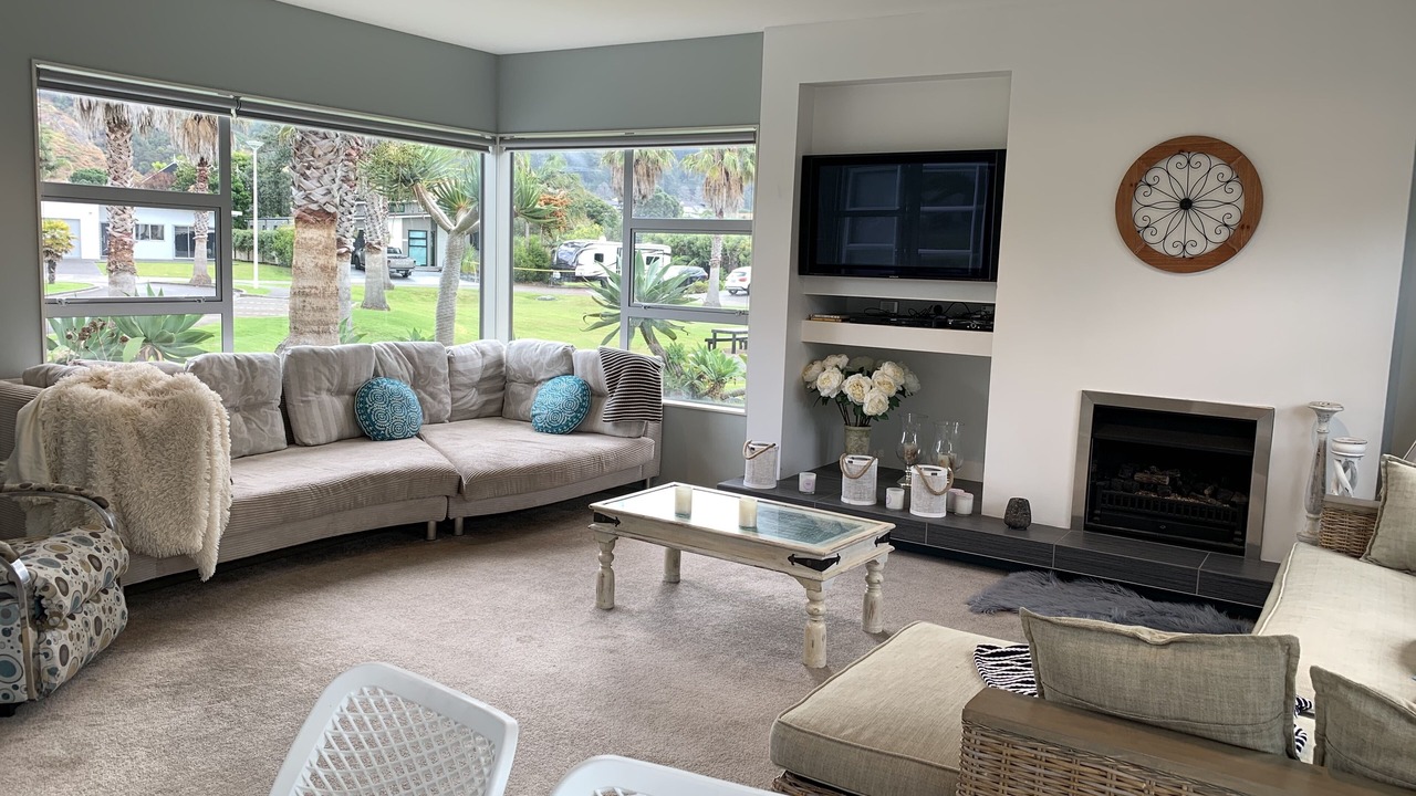 Photo of Livingroom in Waihi Beach