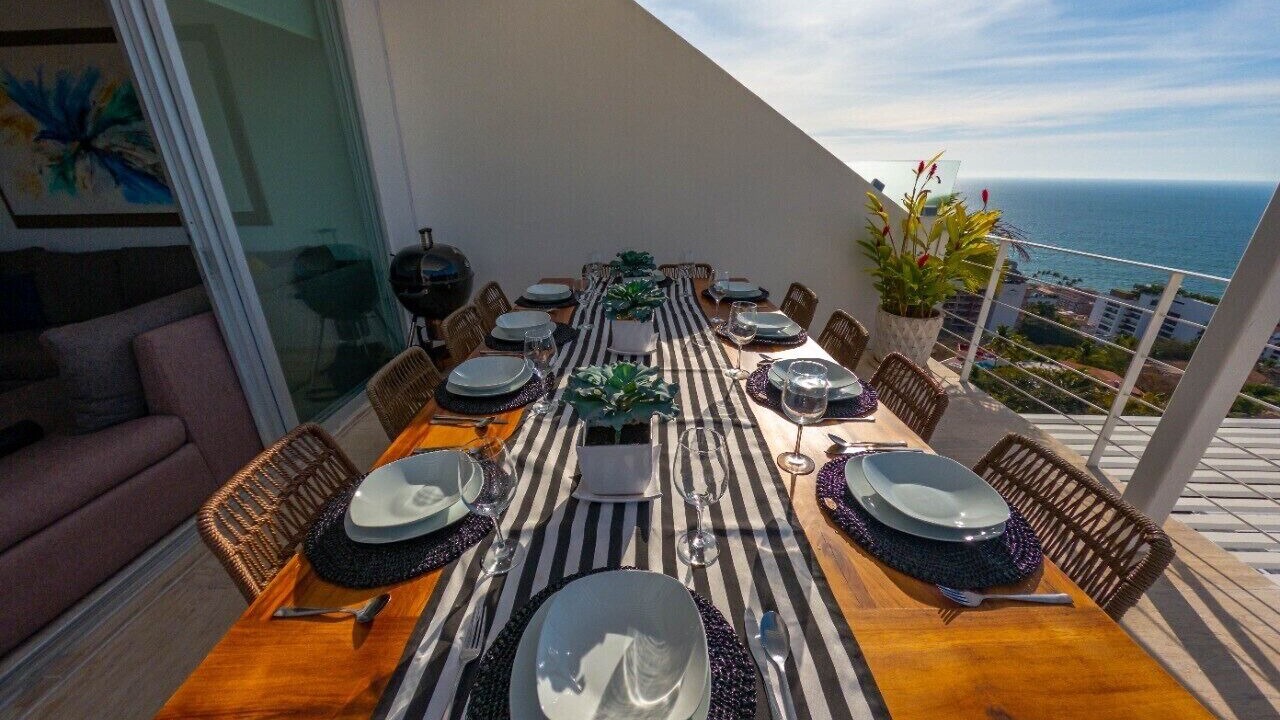 Photo of Outdoor in Romantic Zone