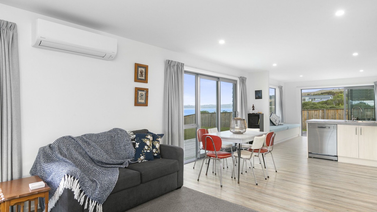 Photo of Livingroom in Karitane