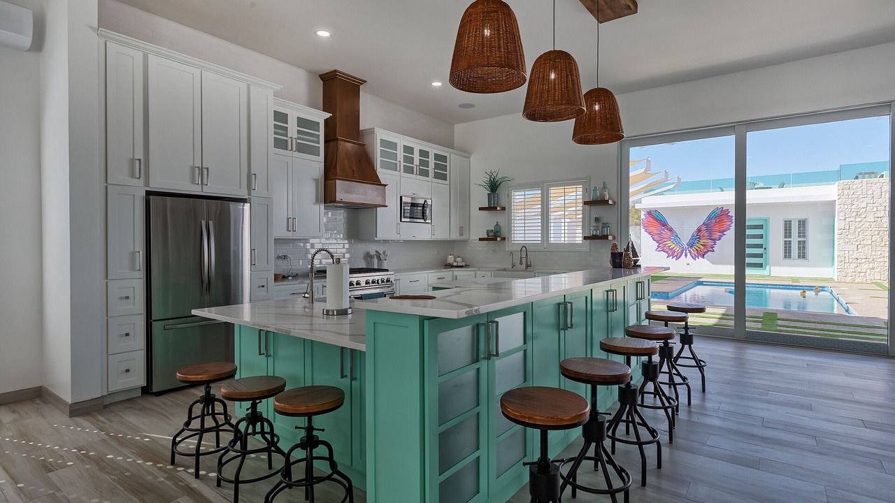 Photo of Kitchen in Laguna Shores