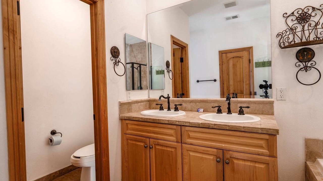 Photo of Bathroom in El Dorado Ranch