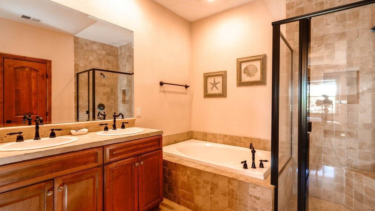 Photo of Bathroom in El Dorado Ranch
