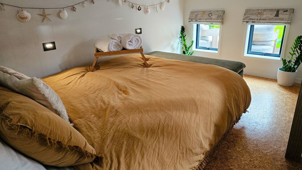 Photo of Bedroom in Hot Water Beach