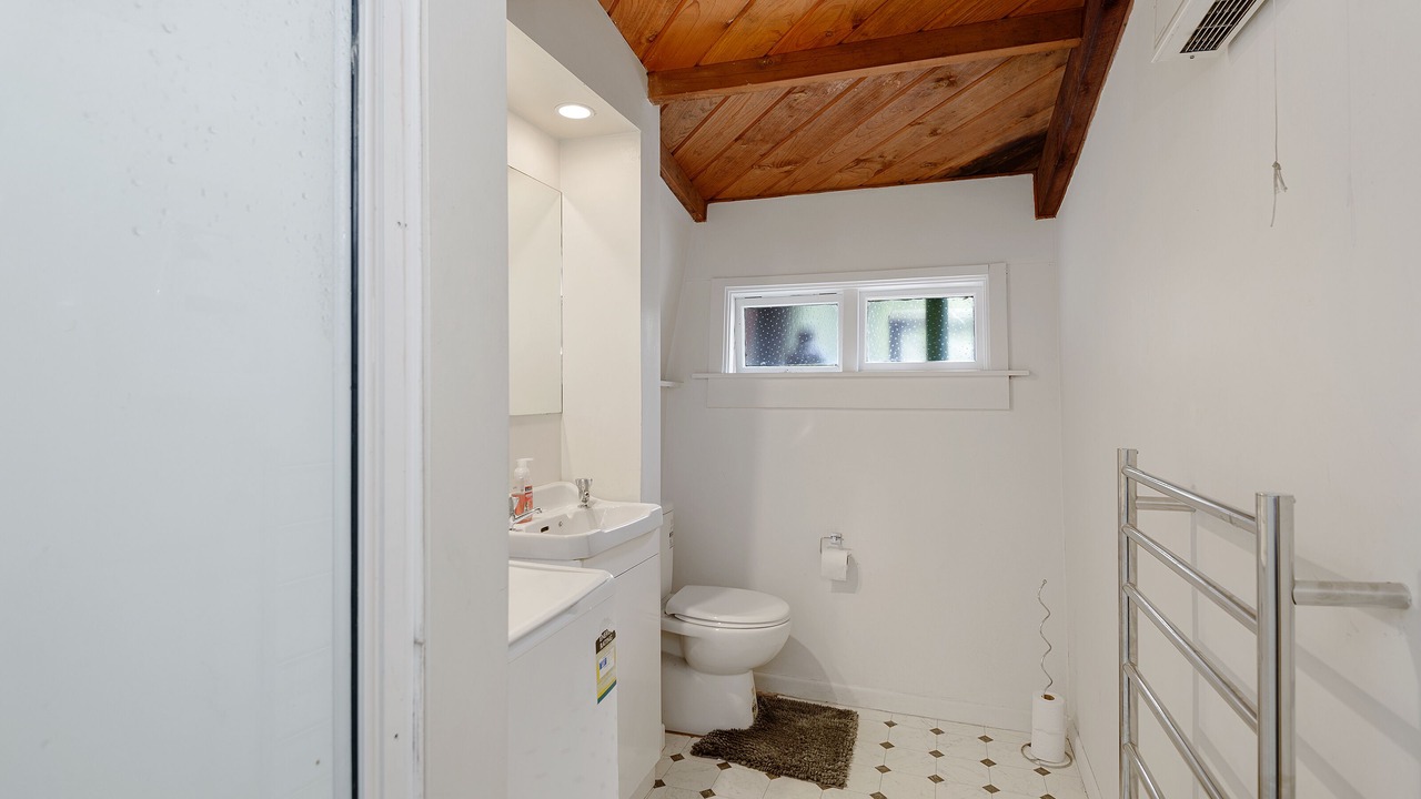 Photo of Bathroom in Arthur's Pass