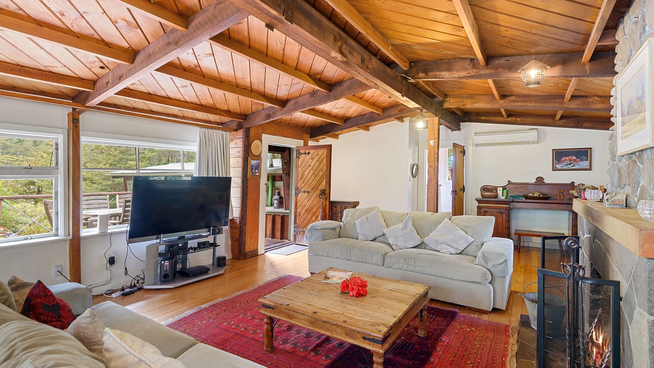 Photo of Livingroom in Arthur's Pass
