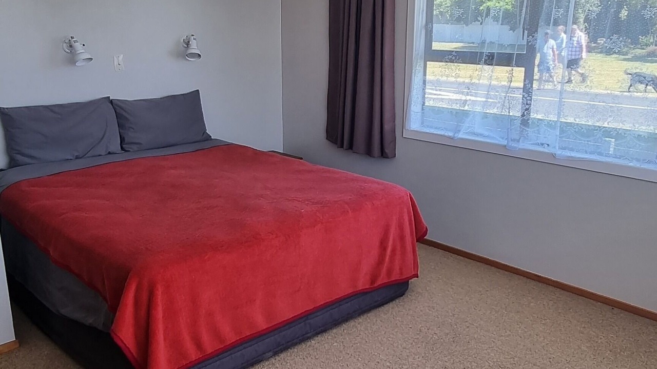Photo of Bedroom in Awakino