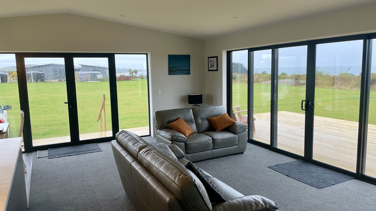 Photo of Livingroom in Surat Bay