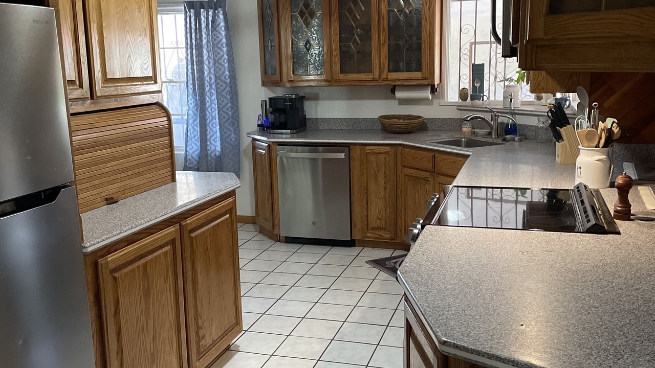 Photo of Kitchen in Yuma Townsite