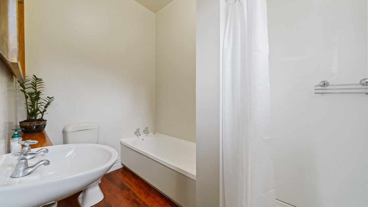 Photo of Bathroom in Martinborough