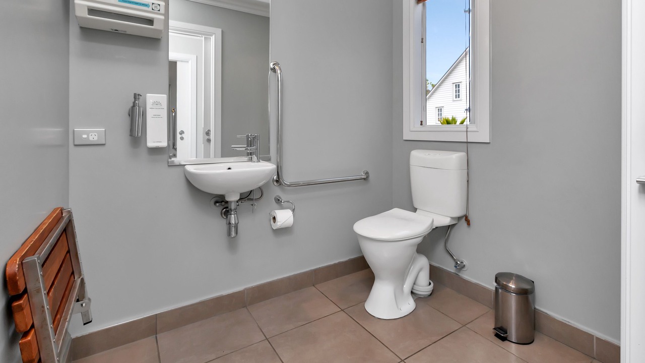 Photo of Bathroom in Russell