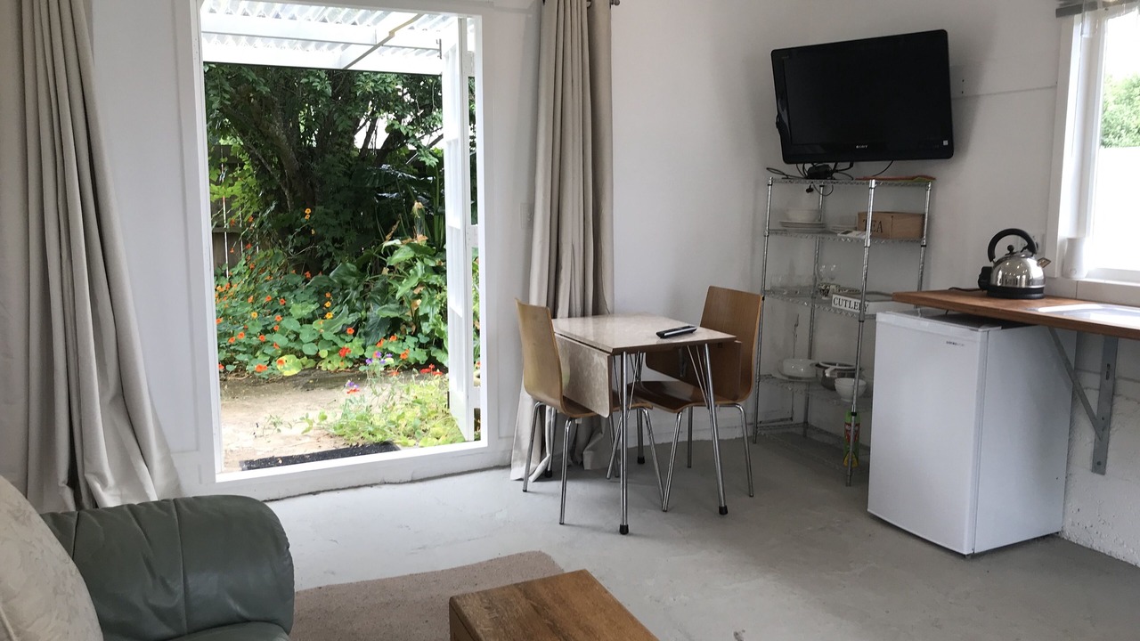 Photo of Livingroom in Paeroa