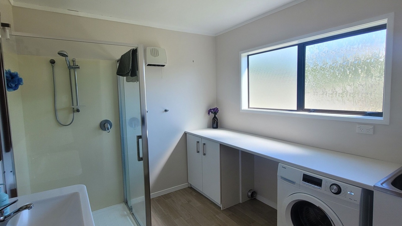 Photo of Bathroom in Snells Beach