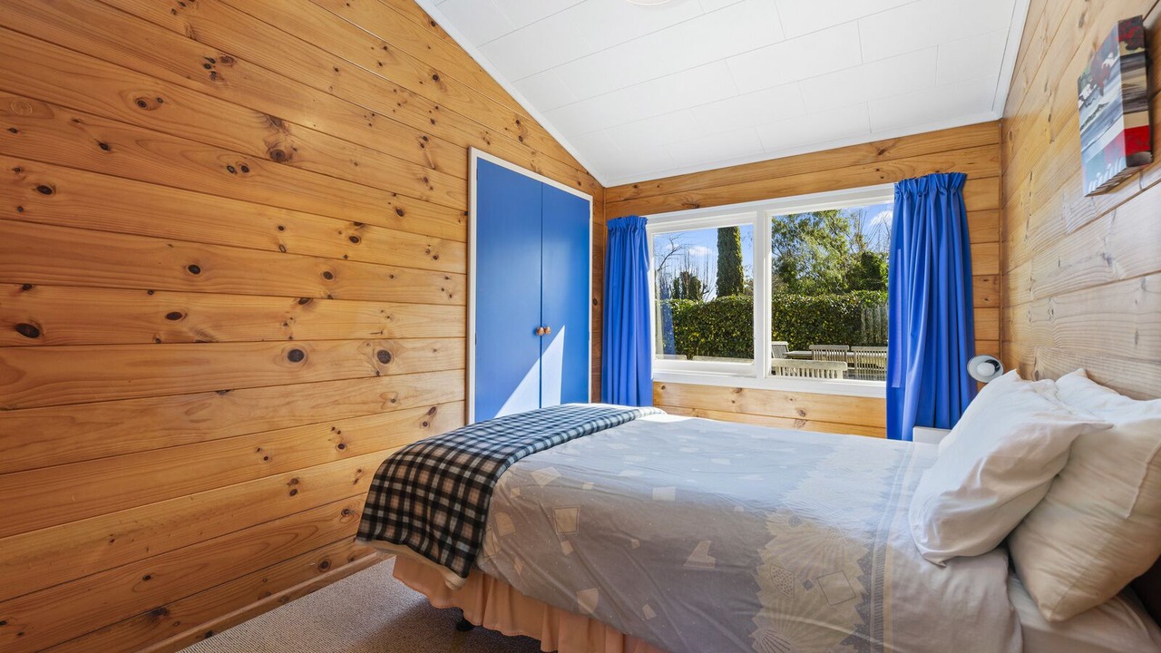 Photo of Bedroom in Waipahihi