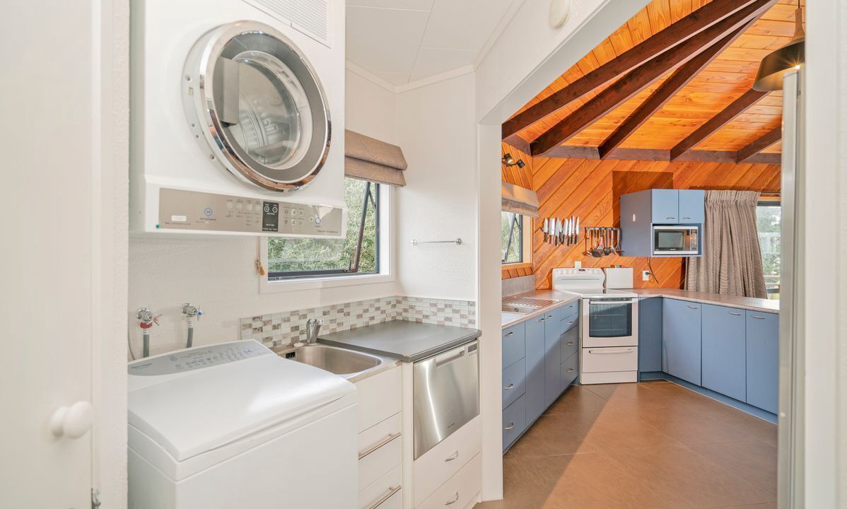 Photo of Kitchen in Matarangi